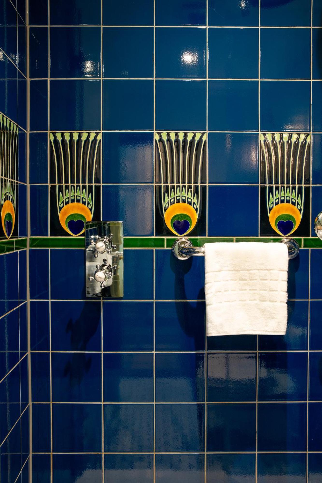 Elmbank York, Tapestry Collection By Hilton Hotel